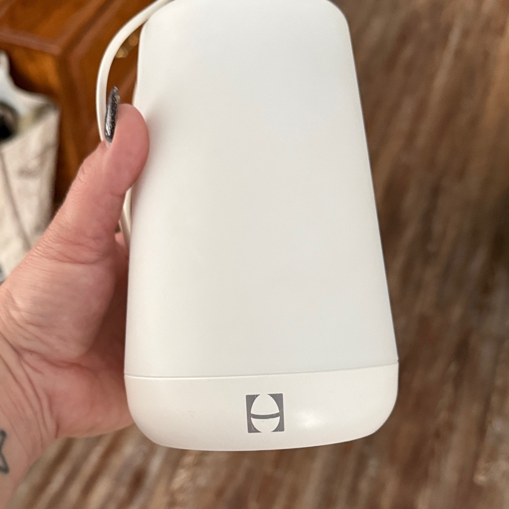 Hatch White base Night Light and sound machine